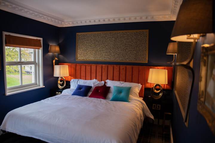 Room 15 of 60