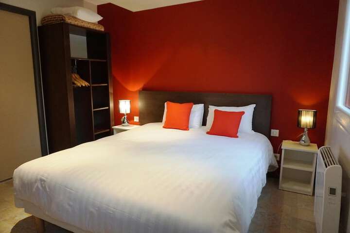 Room 14 of 46