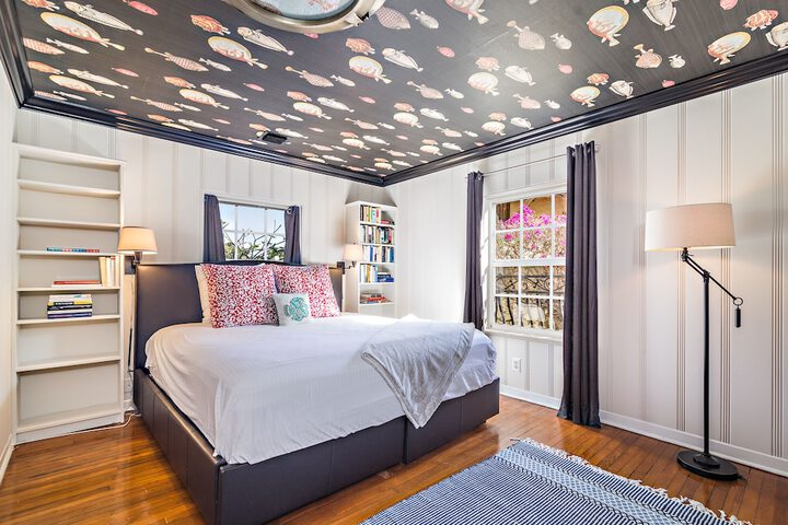 Room 18 of 47