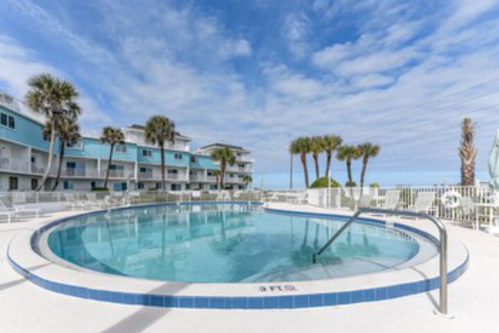 Exterior of 9842oceanbreeze201fbnco - Ocean Breeze 201