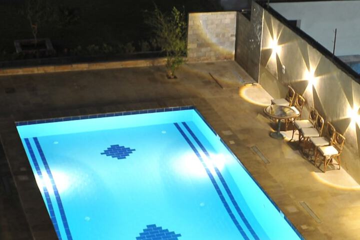 Pool 29 of 57