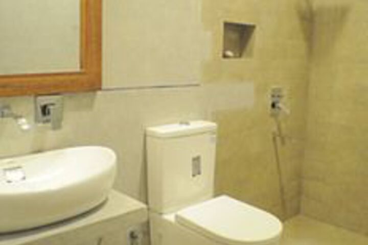 Room 3 of 22
