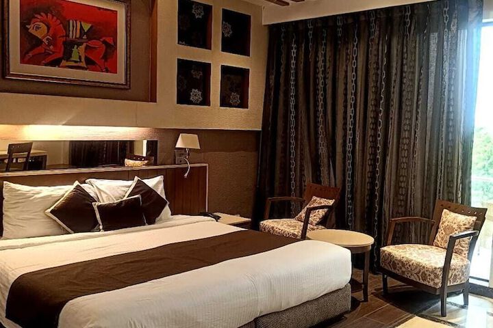 Room 17 of 54