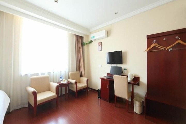Room 39 of 54