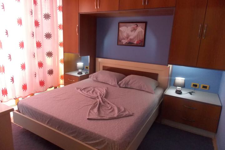 Room 29 of 64