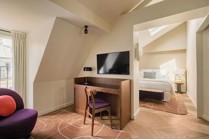 Room 30 of 67