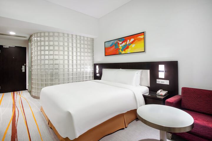 Room 5 of 54
