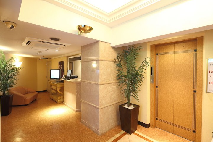 Lobby Entry