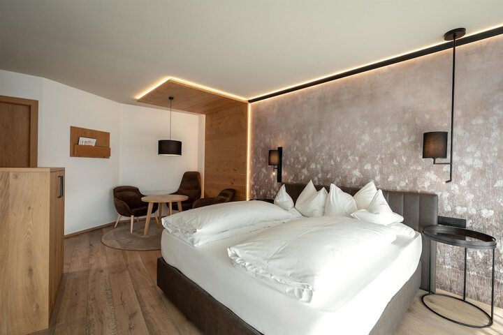 Room 16 of 52