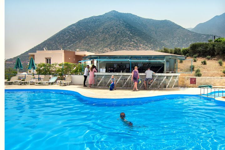 Pool 23 of 45