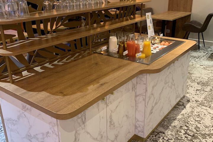 Breakfast area