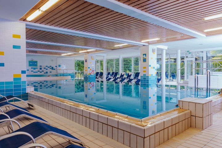 Hotel Pool