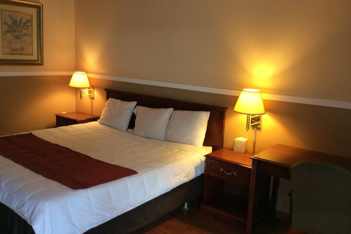 Room 9 of 21