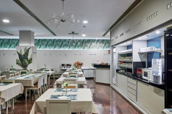 Dining 150 of 186
