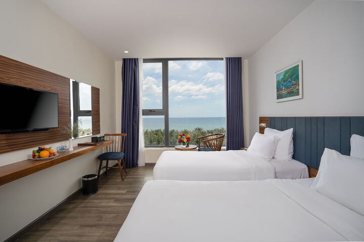 Room 45 of 79