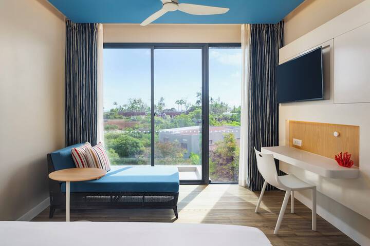 Room 43 of 175