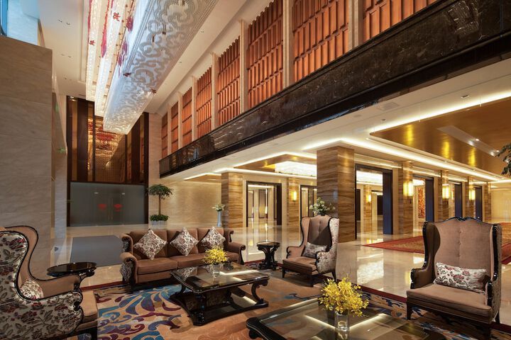 Hotel Interior 6 of 40