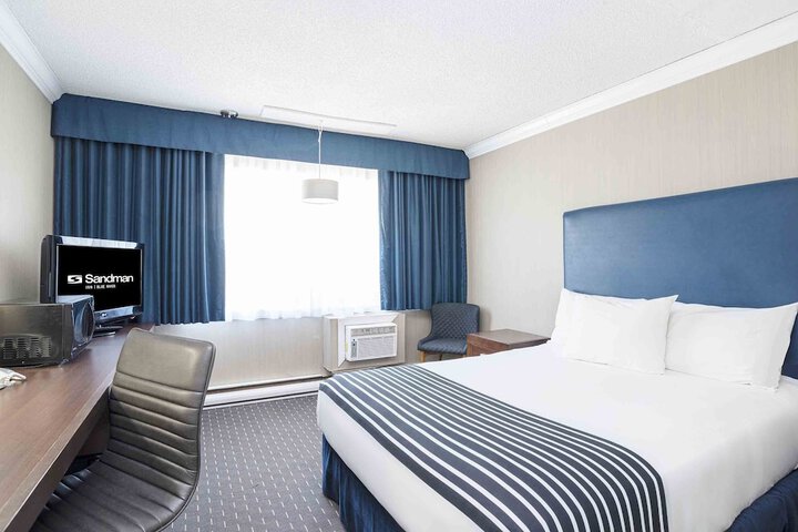 Room 17 of 21
