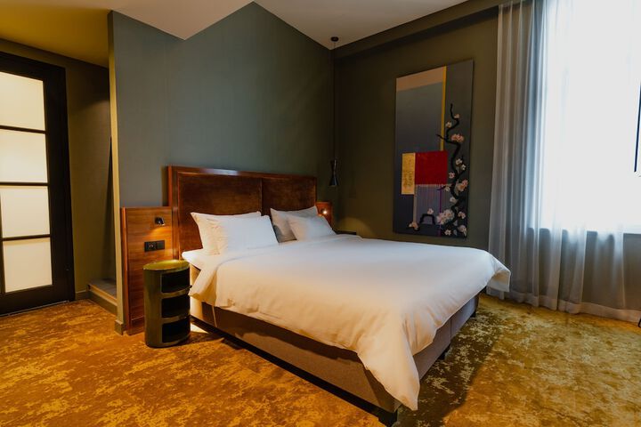 Room 45 of 264
