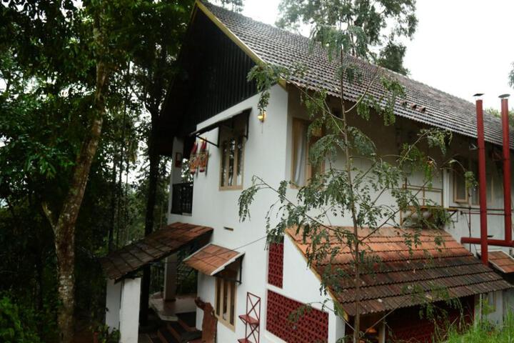 OYO 9348 Hotel Lonely Stay