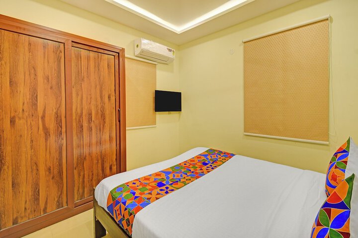 Room 15 of 27