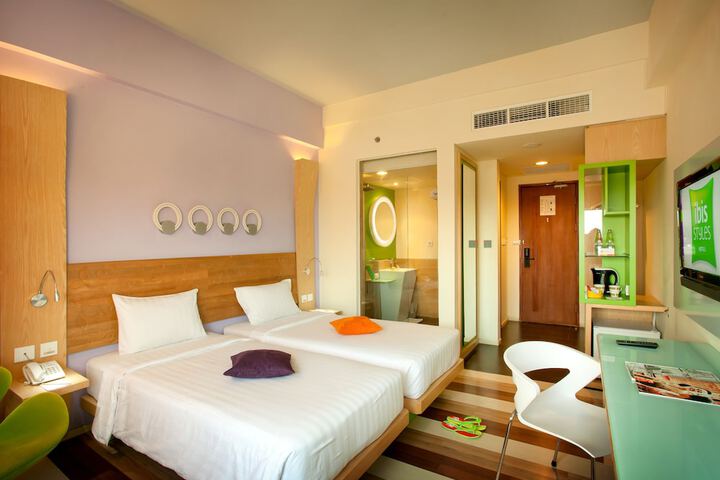 Room 19 of 54
