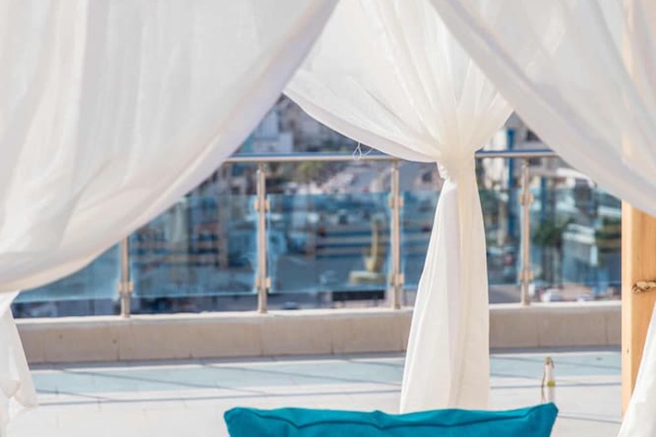 Sundeck 281 of 307
