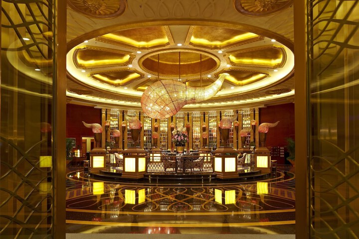 Hotel Interior 22 of 192