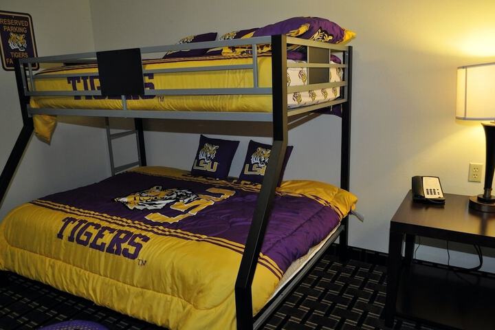 Room 5 of 59