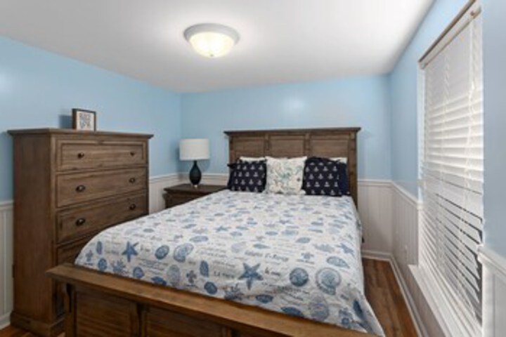 Room 37 of 40