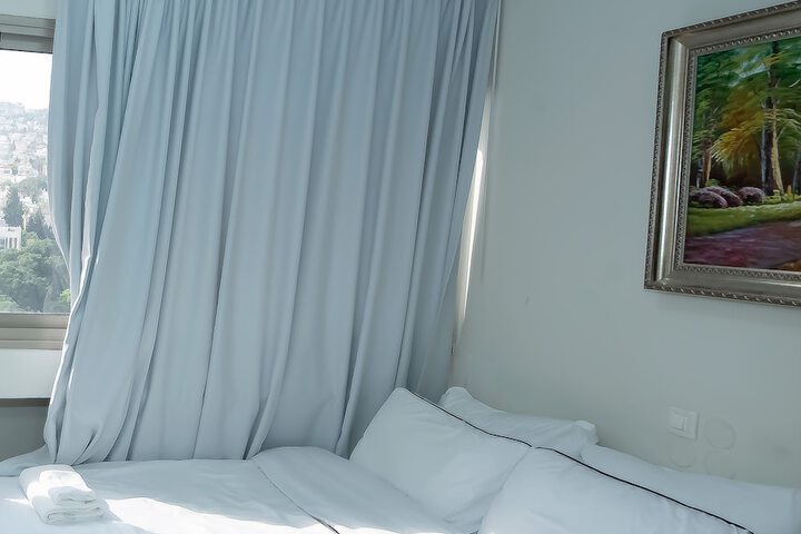 Room 20 of 123