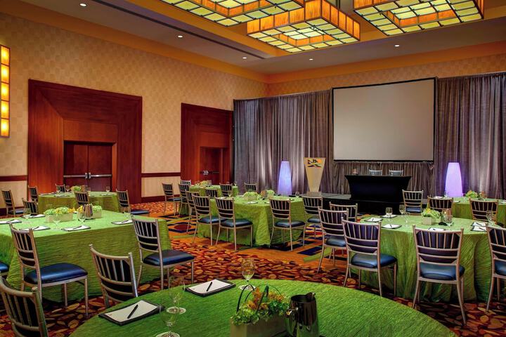 Meeting facility