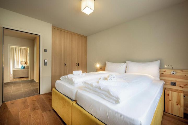Room 103 of 111