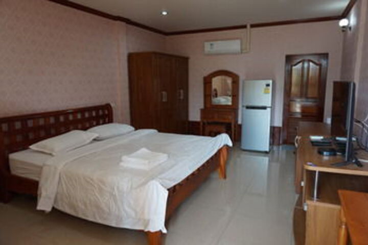 Room 21 of 37