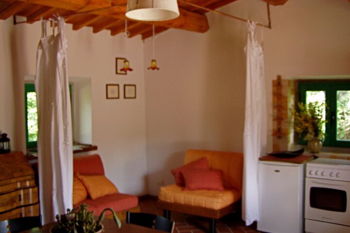 Room 17 of 36