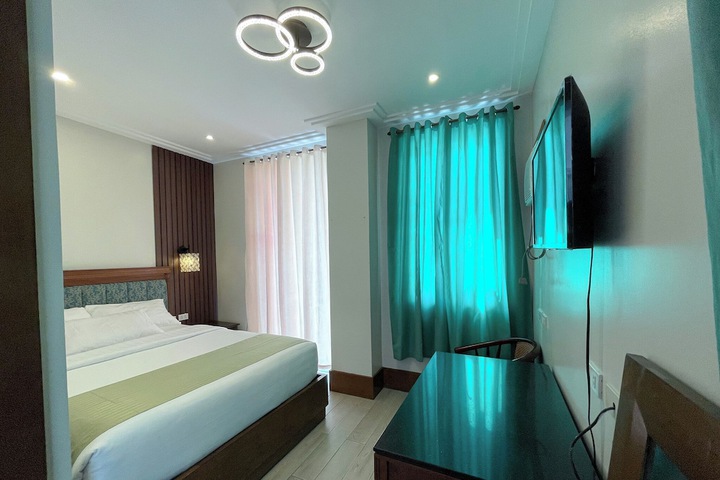Room 15 of 70