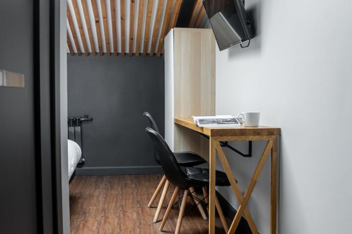 Room 25 of 54