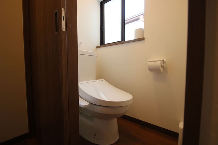 Room 82 of 107