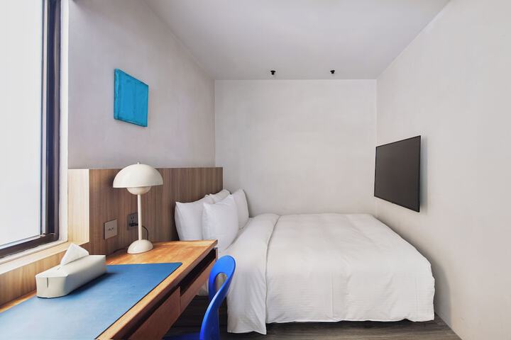 Room 14 of 95