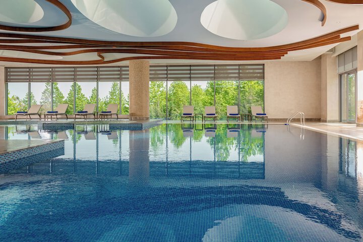 Pool 43 of 137