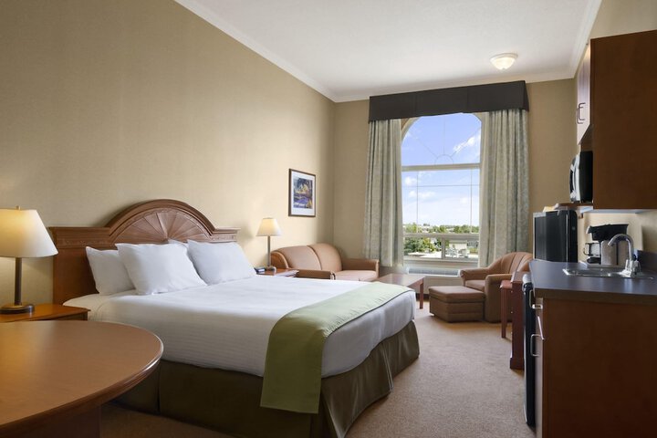 Room 14 of 28