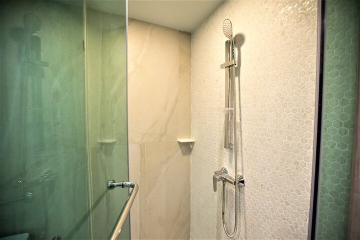 Room 50 of 82
