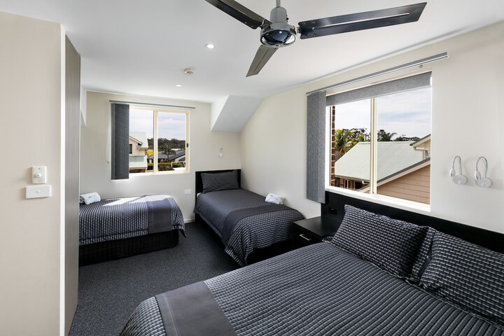 Room 9 of 45