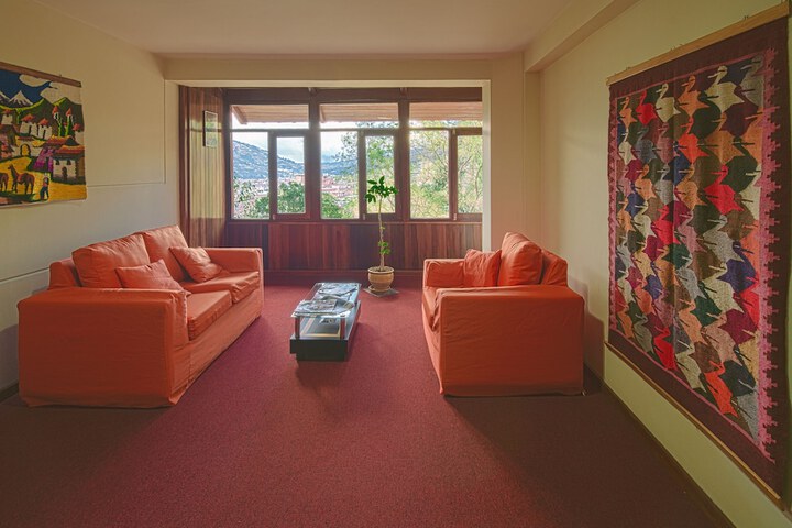 Room 15 of 34