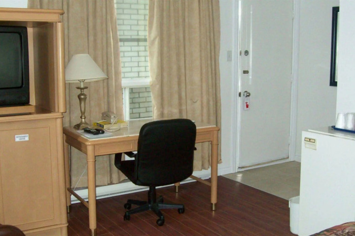 Photo 18