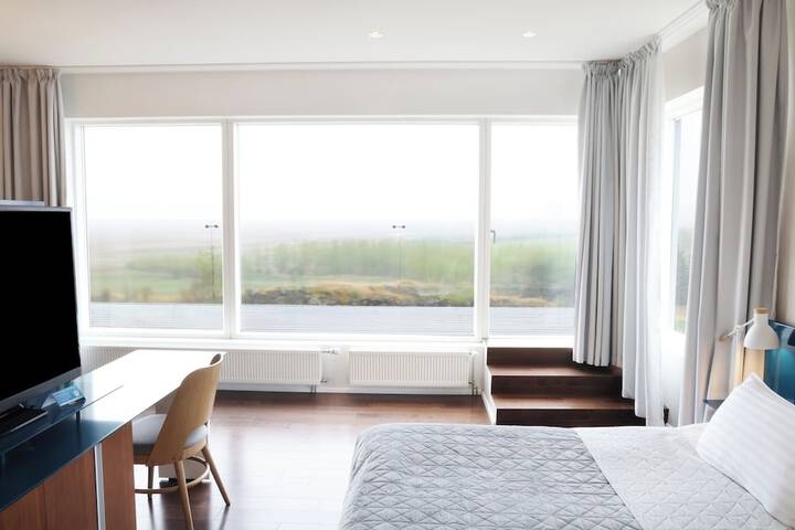 Room 15 of 65