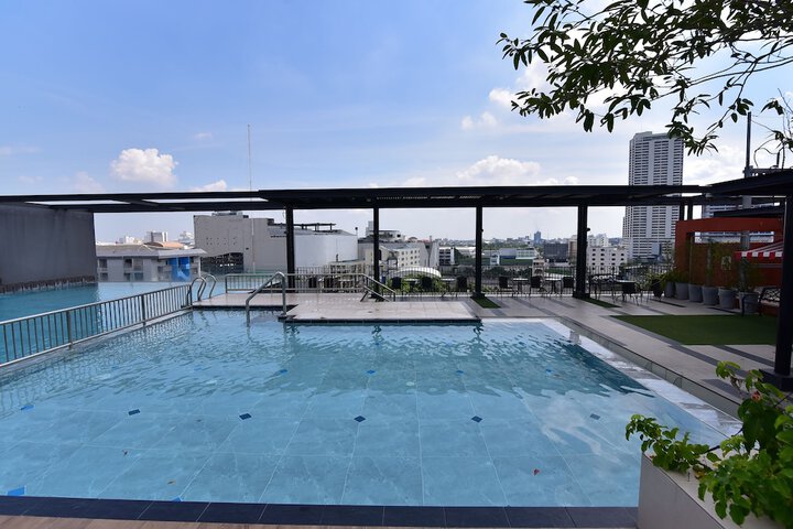 Pool 45 of 49