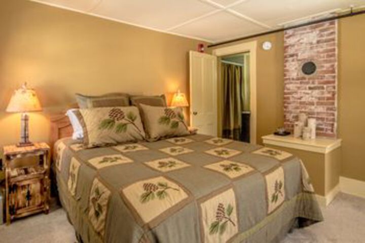 Room 42 of 58