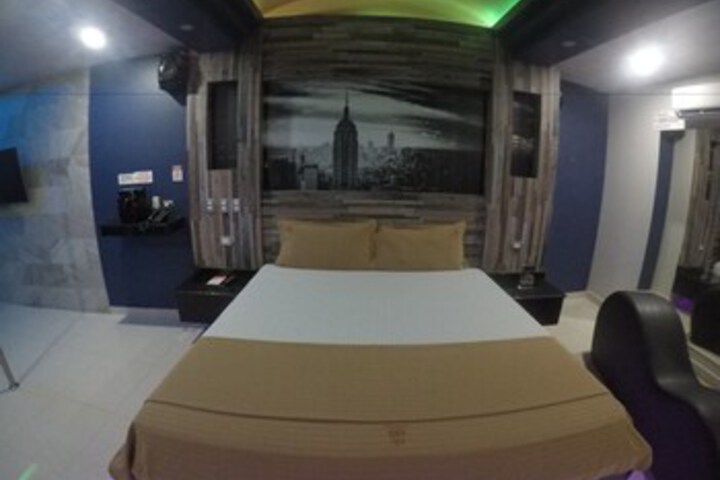 Room 26 of 78