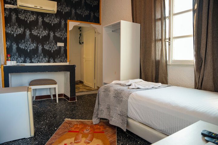 Room 29 of 60